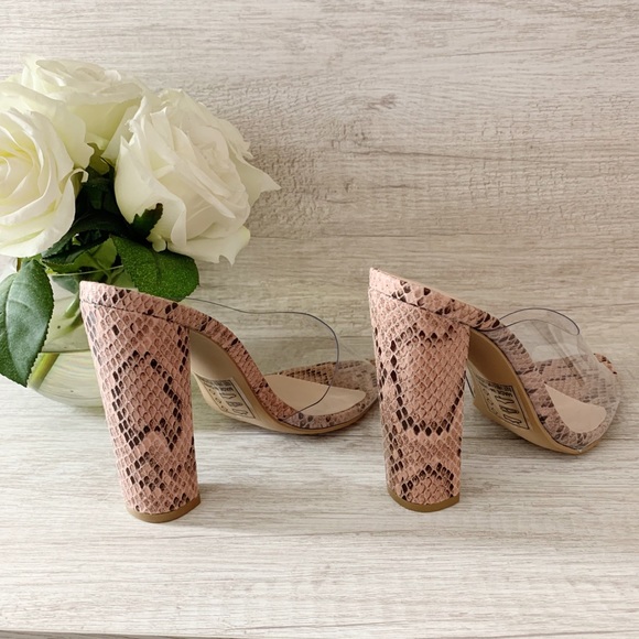 NEW Slip On Heels- Blush Snake Print - Picture 4 of 6
